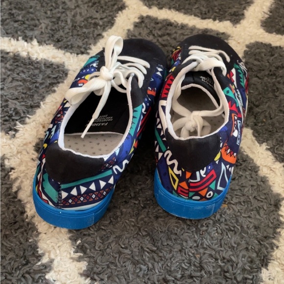 Woman fashion shoes size 8 - Picture 3 of 4